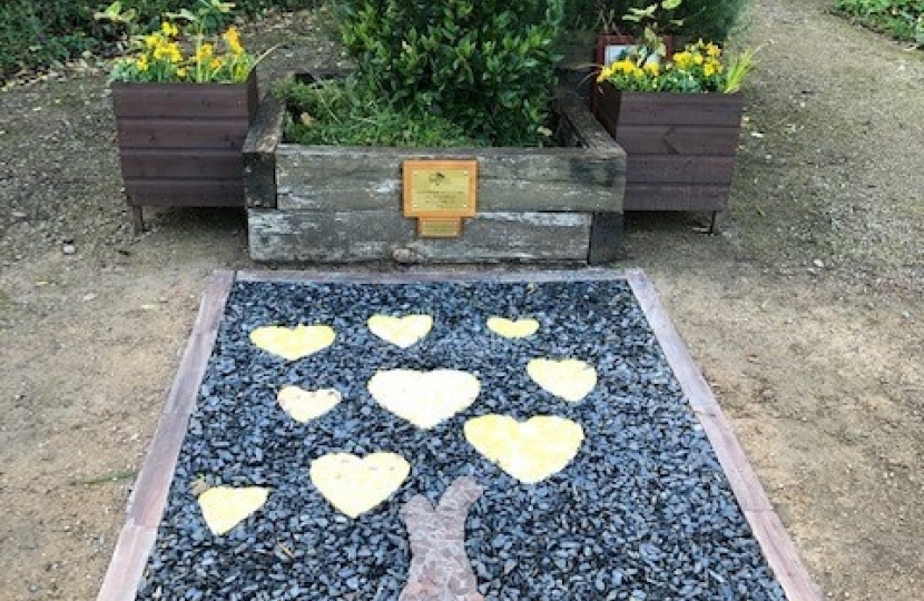 Northycote Farm memorial mosaic
